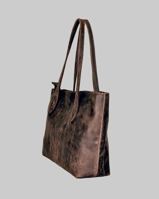 Capazo CARMEN de ternera engrasada — bolso mediano con asas al hombro — color marrón oscuro-lateral