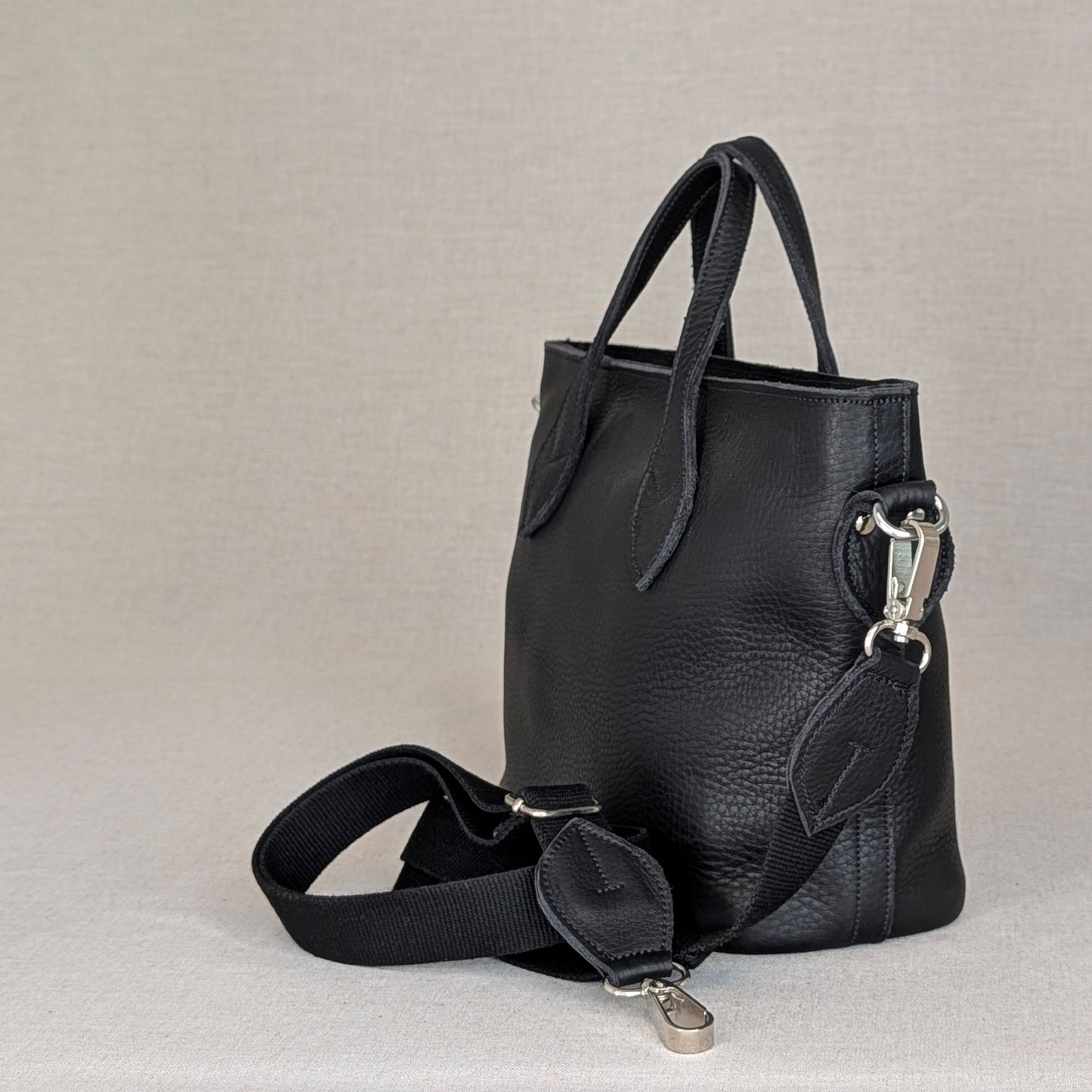 apazo Pequeño de piel artesanal Belice — bolso de diario con asas y bandolera —COLOR NEGRO